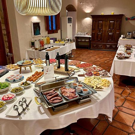 Hotel Nou Roma Denia Kültér fotó