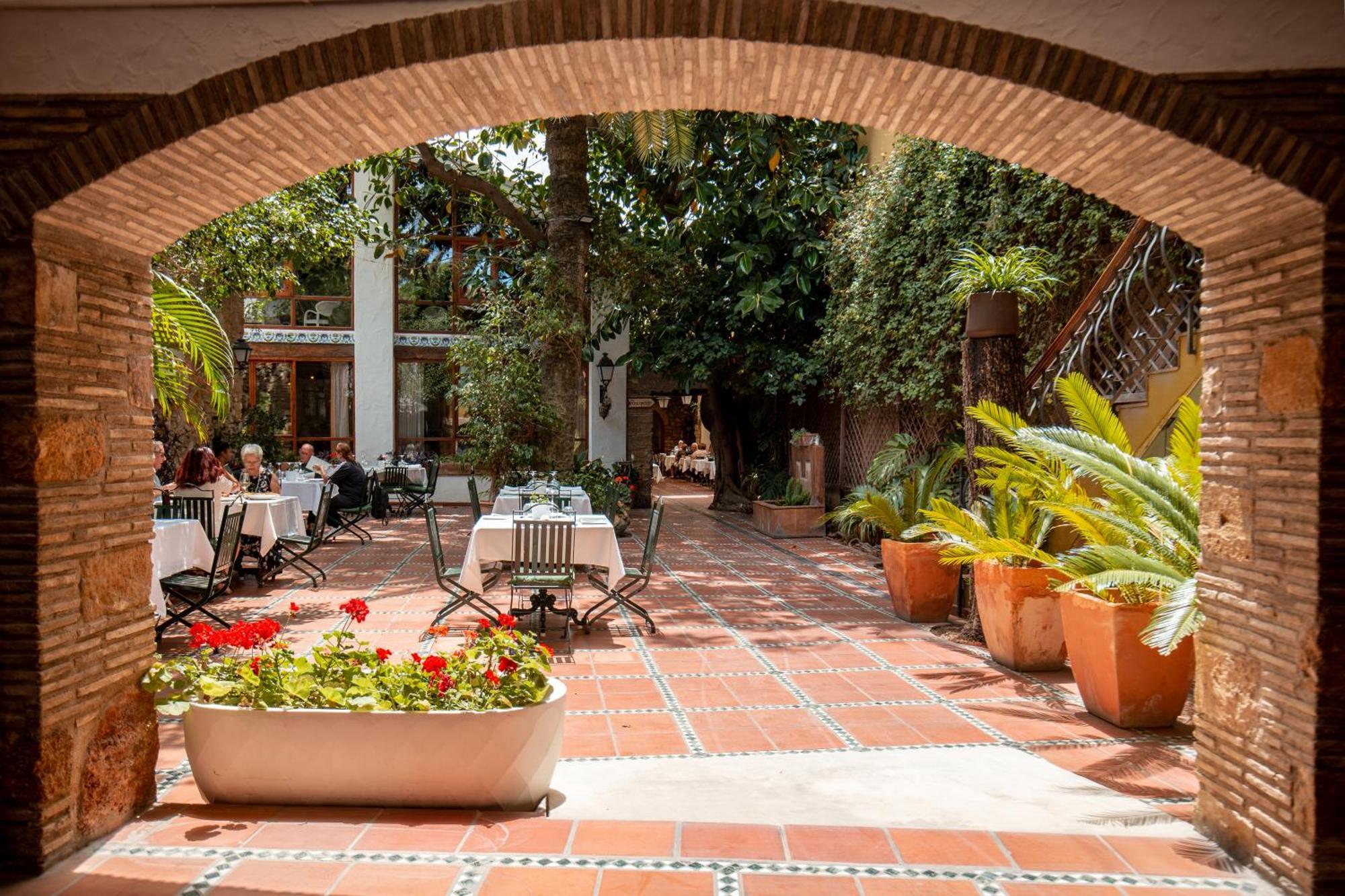 Hotel Nou Roma Denia Kültér fotó