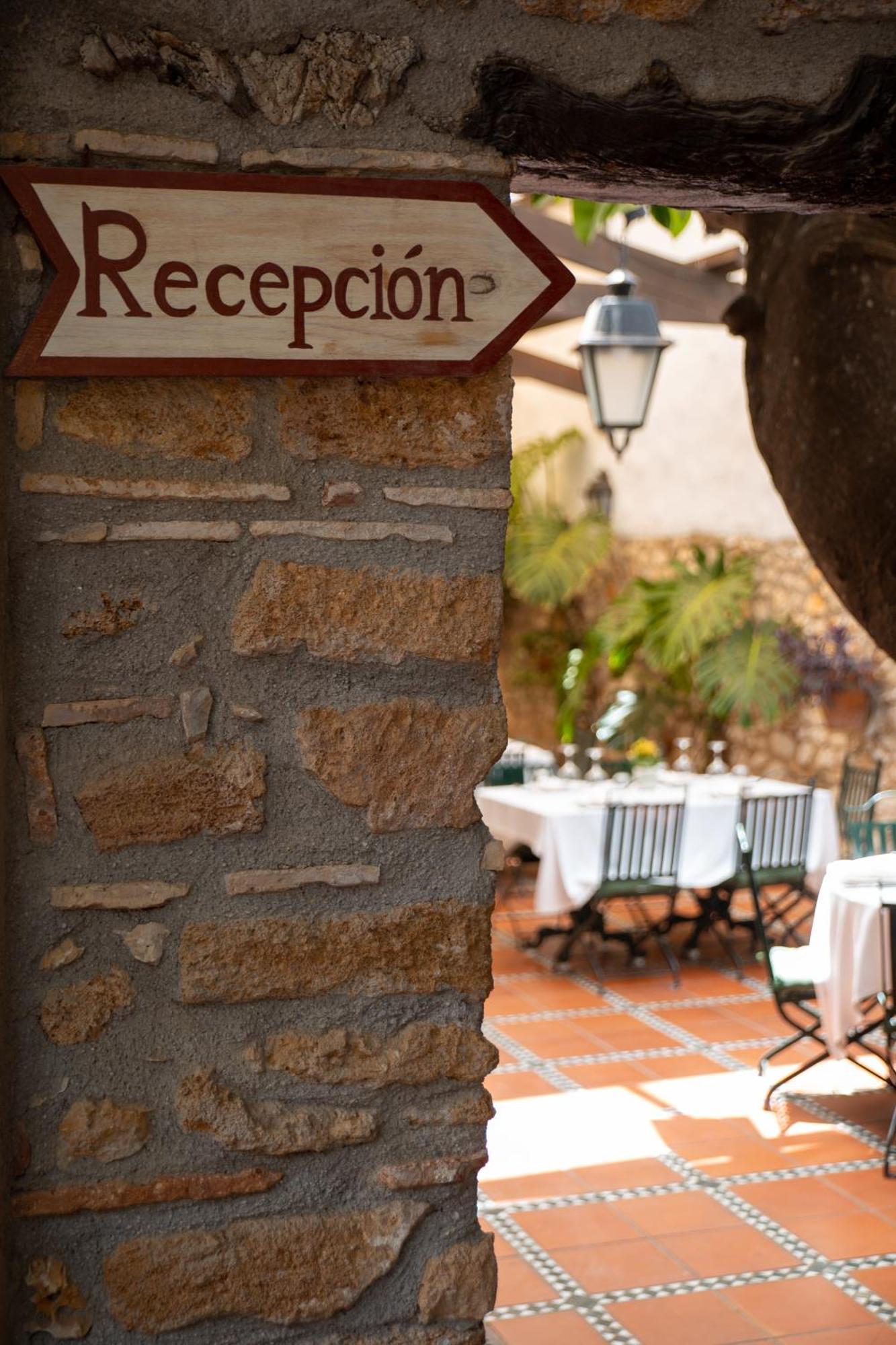 Hotel Nou Roma Denia Kültér fotó