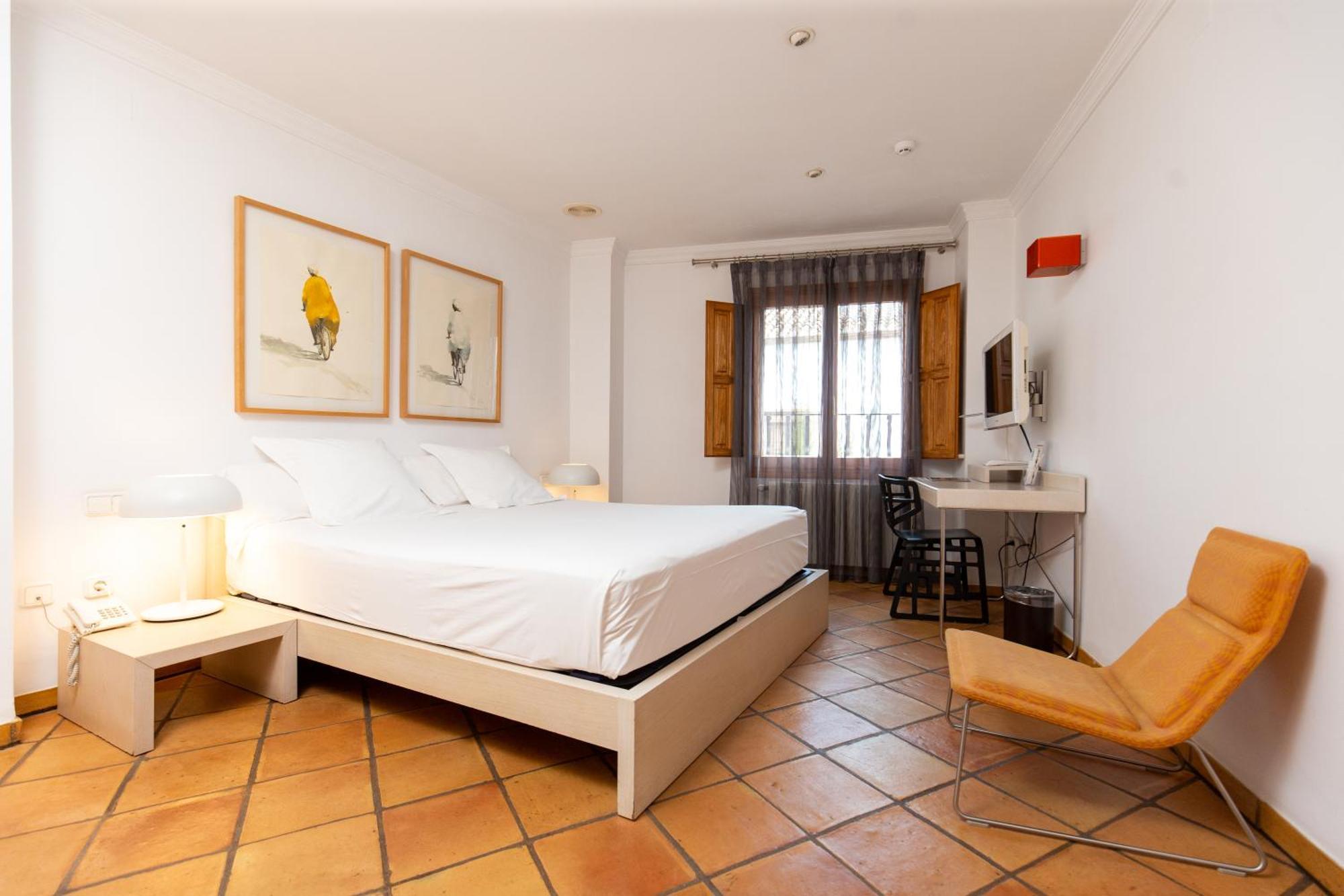 Hotel Nou Roma Denia Kültér fotó