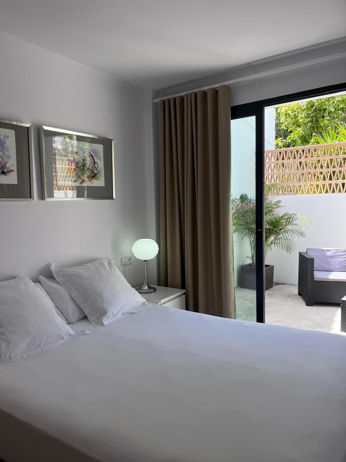 Hotel Nou Roma Denia Szoba fotó