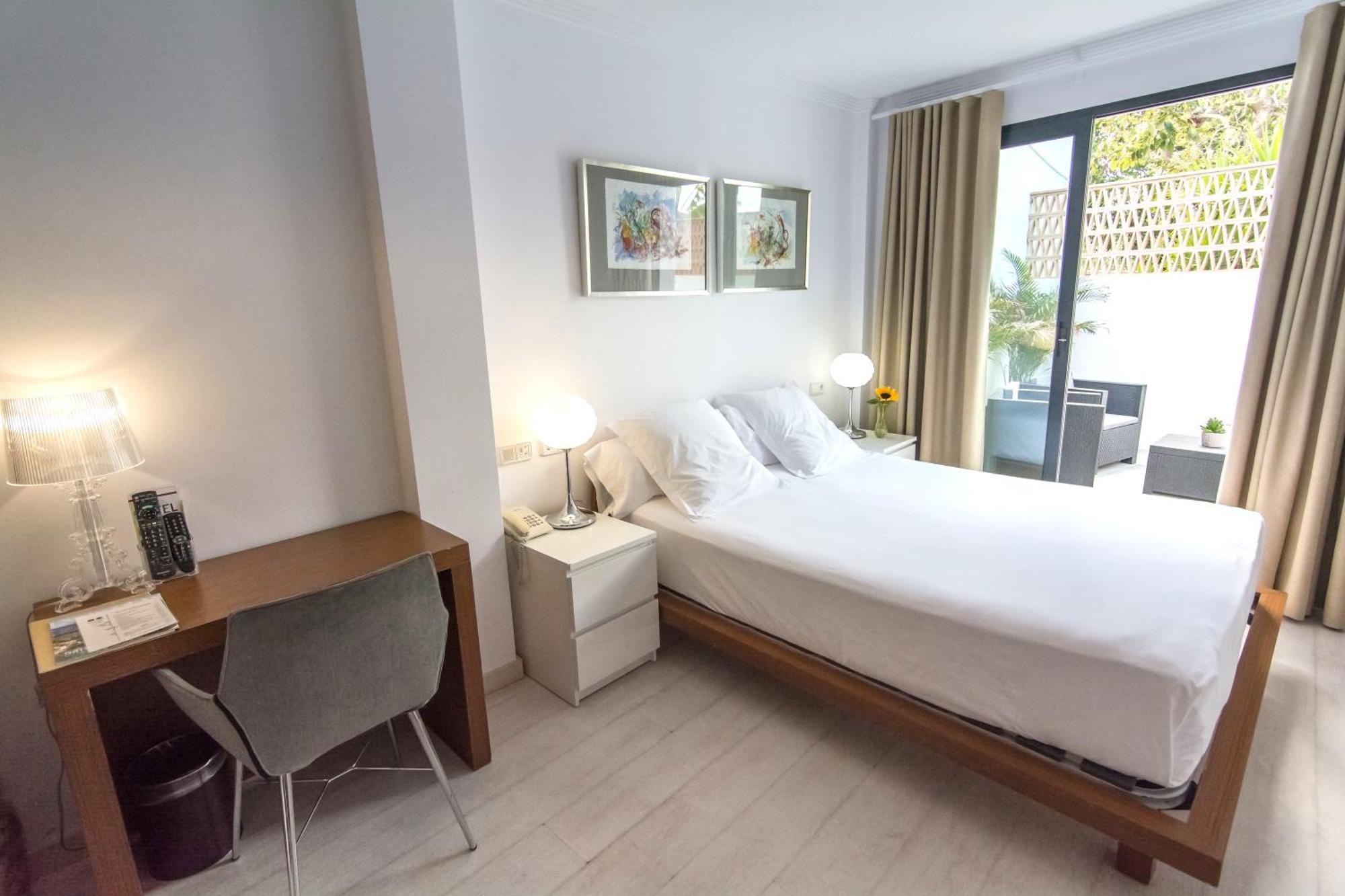 Hotel Nou Roma Denia Szoba fotó