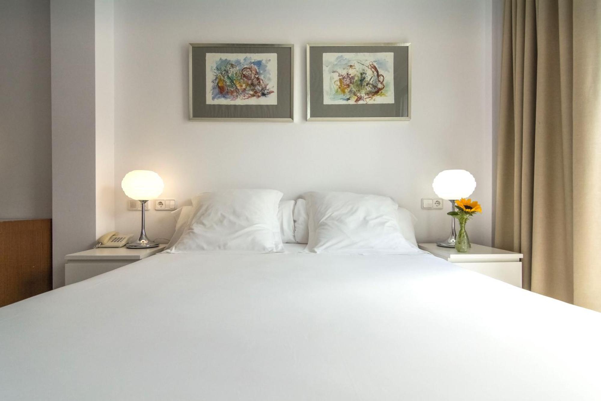 Hotel Nou Roma Denia Szoba fotó