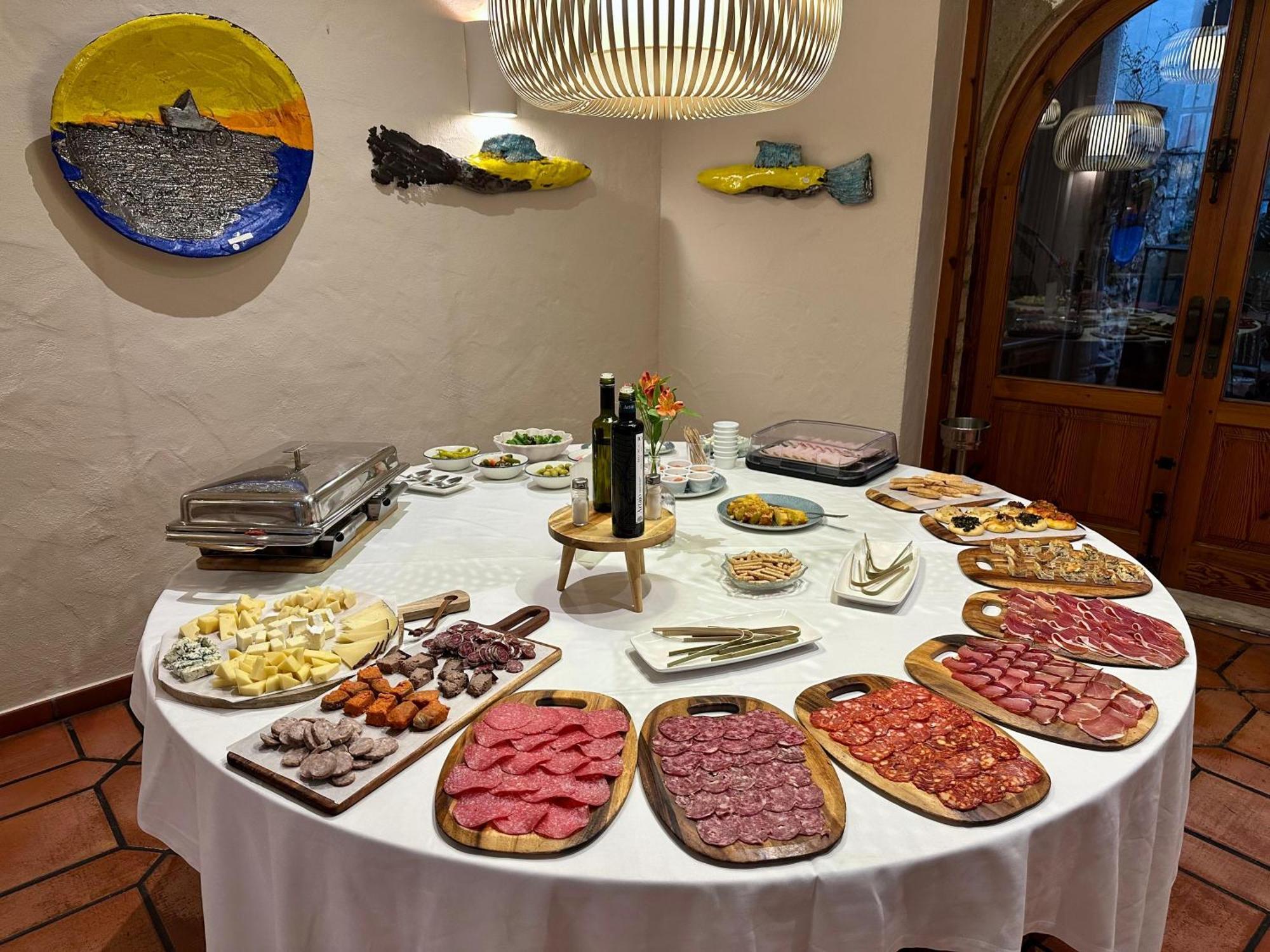 Hotel Nou Roma Denia Kültér fotó